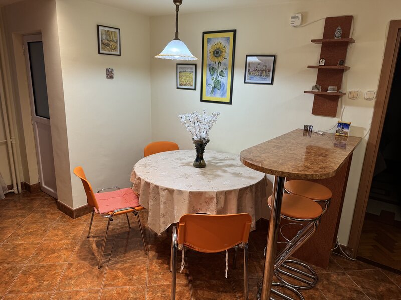 13 Septembrie, str. Baltagului ap. 2 camere cu centrala proprie si parcare